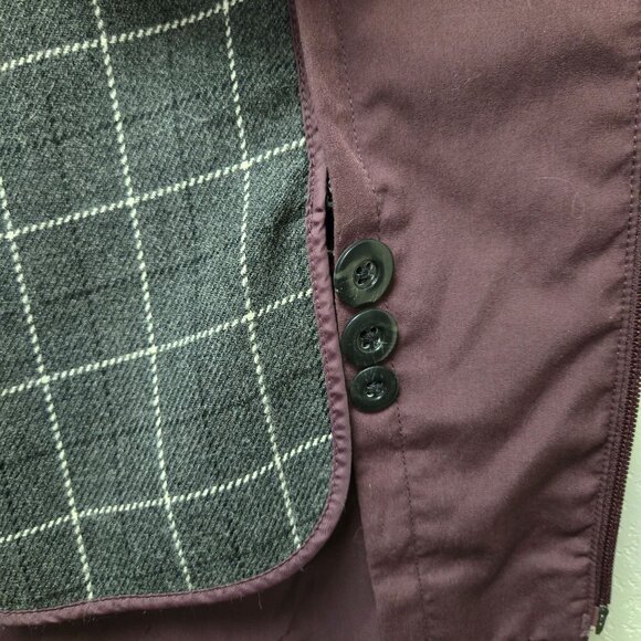 Vintage L.L. Bean Petite XL Flannel Lined Burgundy Maroon Barn Chore Jacket - Picture 8 of 13